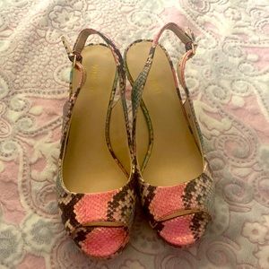 Peep toe heel sandals